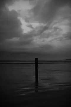 Early-Morning-Deserted-Beach-10